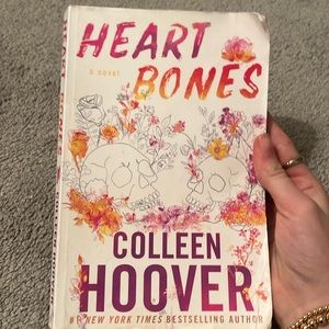 heart bones by colleen hoover